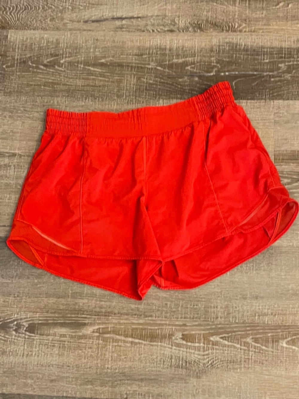 Lululemon Hotty Hot High Rise Line Short 4" Size 12 Hot Heat (Red)